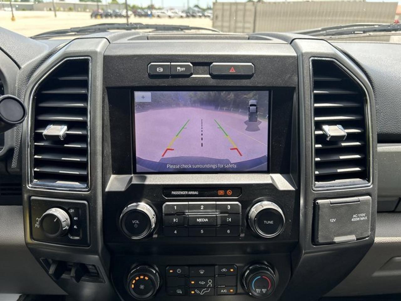 2022 Ford F-350 Super Duty SRW XLT Crew Cab 8' Box 4WD | No Accidents Photo