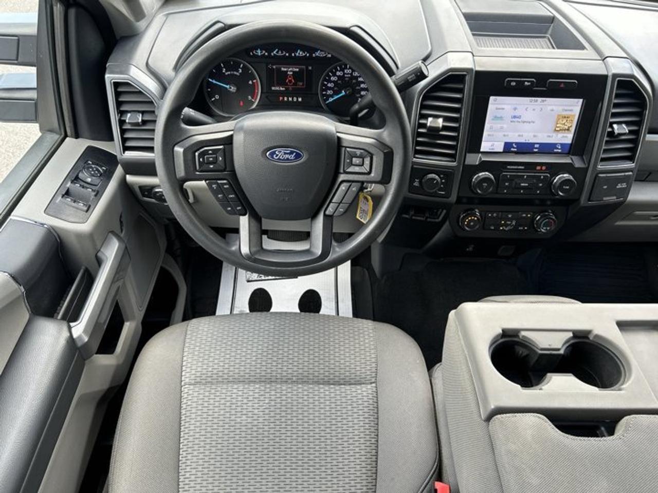 2022 Ford F-350 Super Duty SRW XLT Crew Cab 8' Box 4WD | No Accidents Photo
