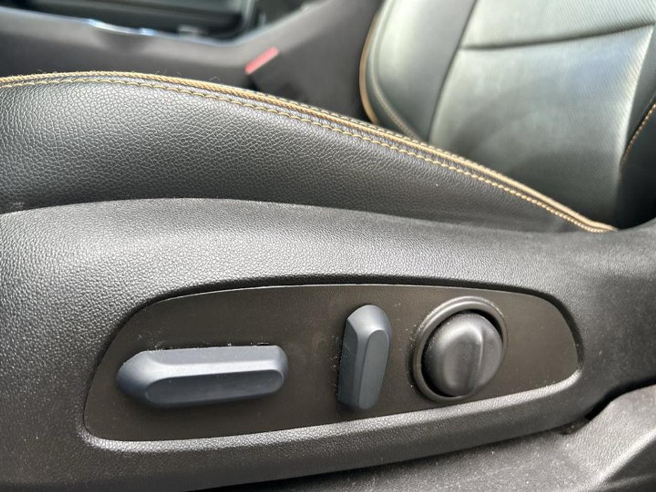 2023 GMC Terrain AT4 AWD | No Accidents | Leather Seats | 360 Camera Photo