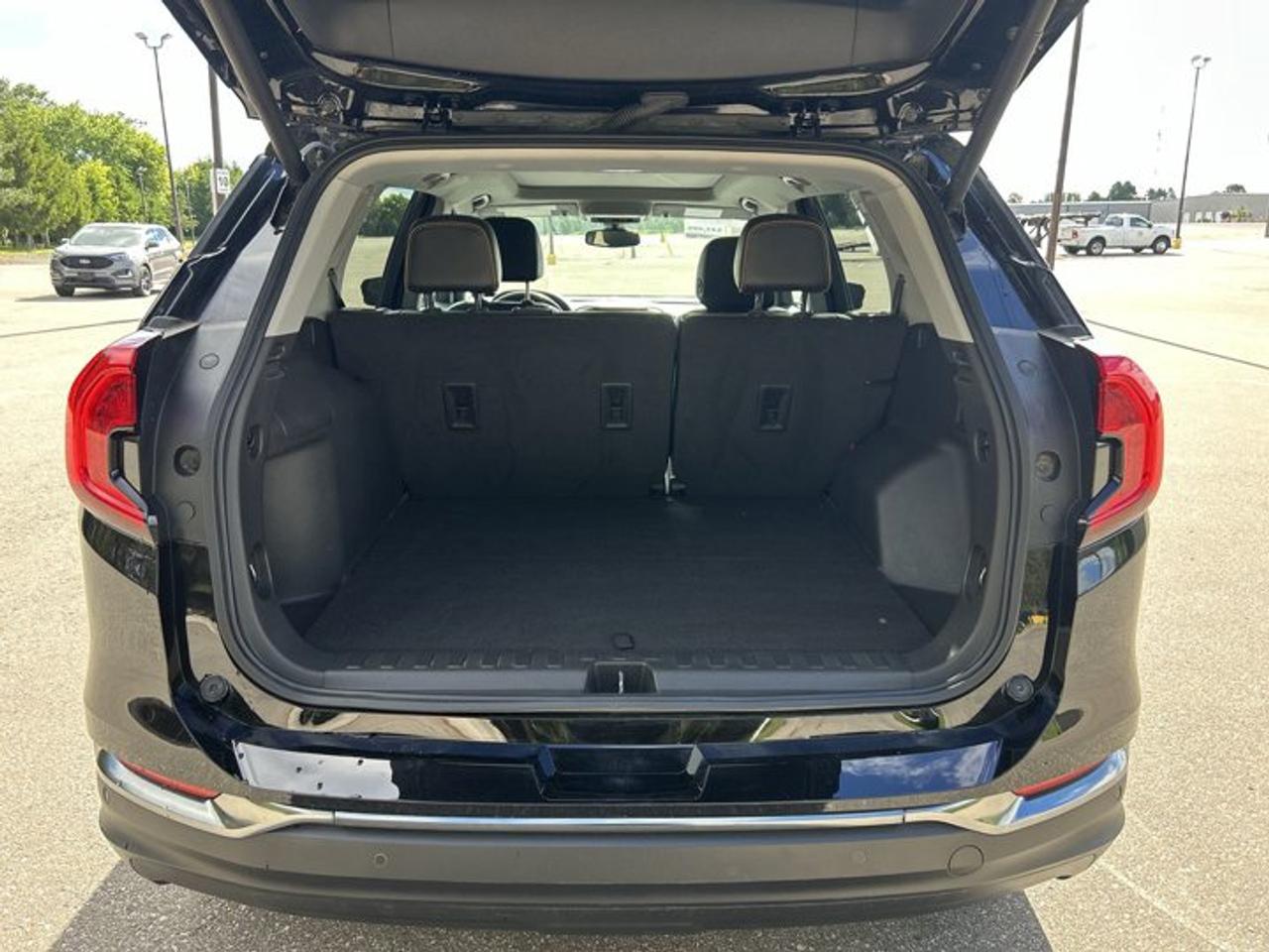 2023 GMC Terrain AT4 AWD | No Accidents | Leather Seats | 360 Camera Photo
