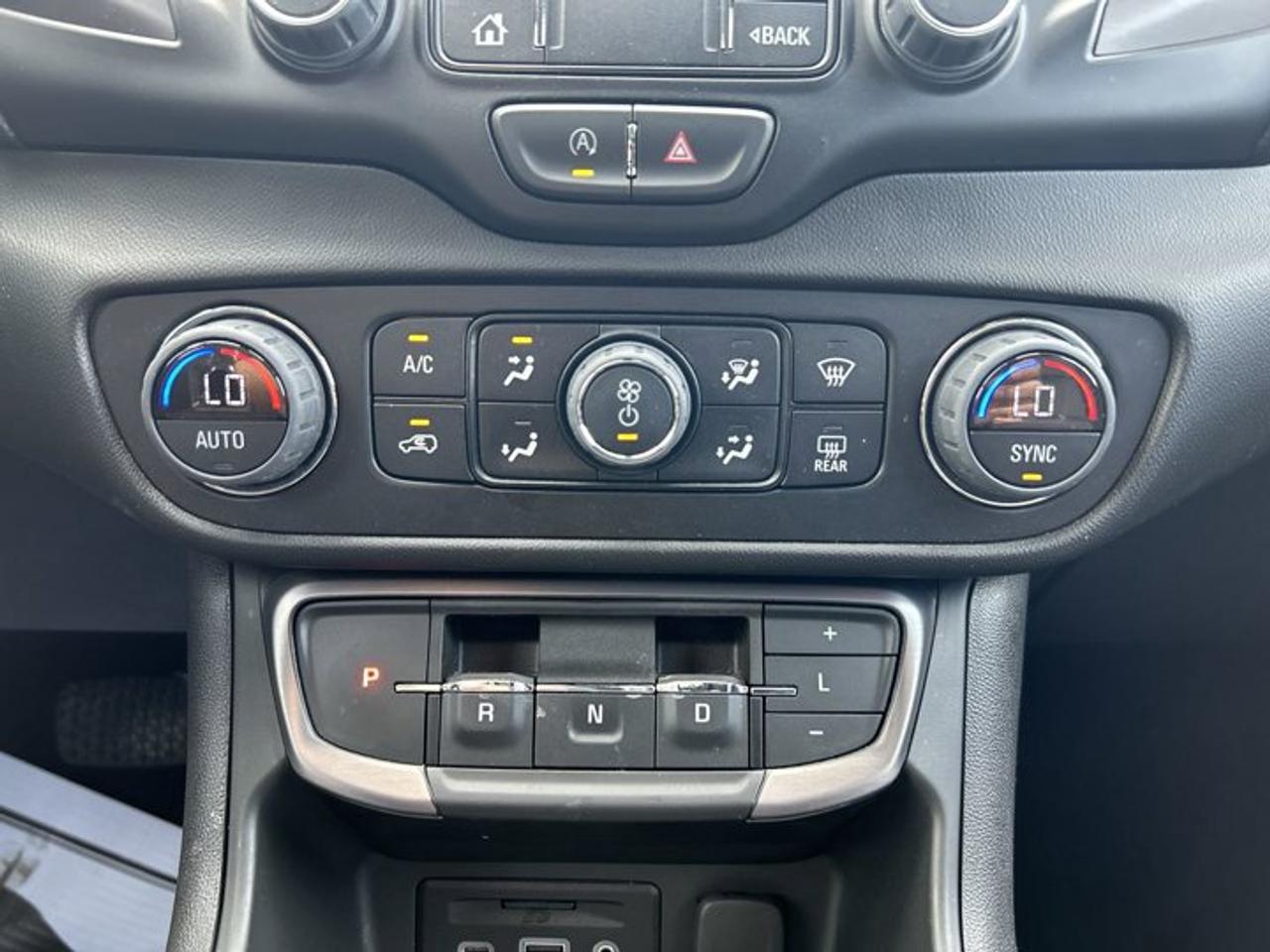 2023 GMC Terrain AT4 AWD | No Accidents | Leather Seats | 360 Camera Photo