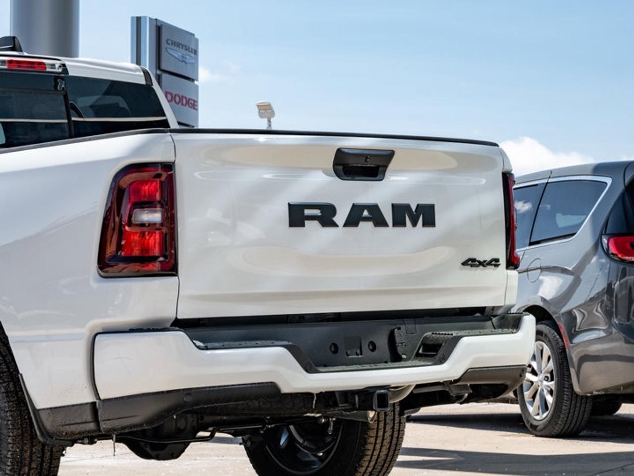 2026 RAM 1500 Express Photo