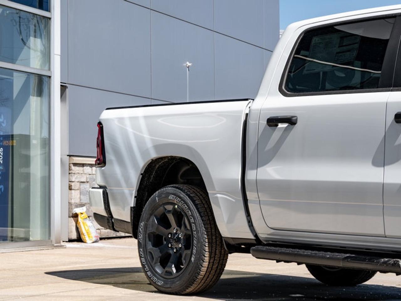 2026 RAM 1500 Express Photo