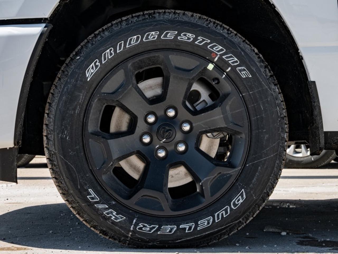 2026 RAM 1500 Express Photo