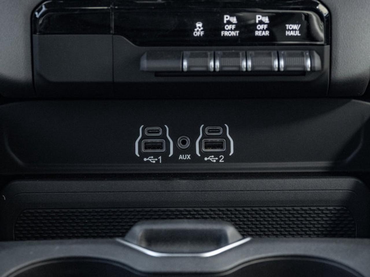 2026 RAM 1500 Express Photo