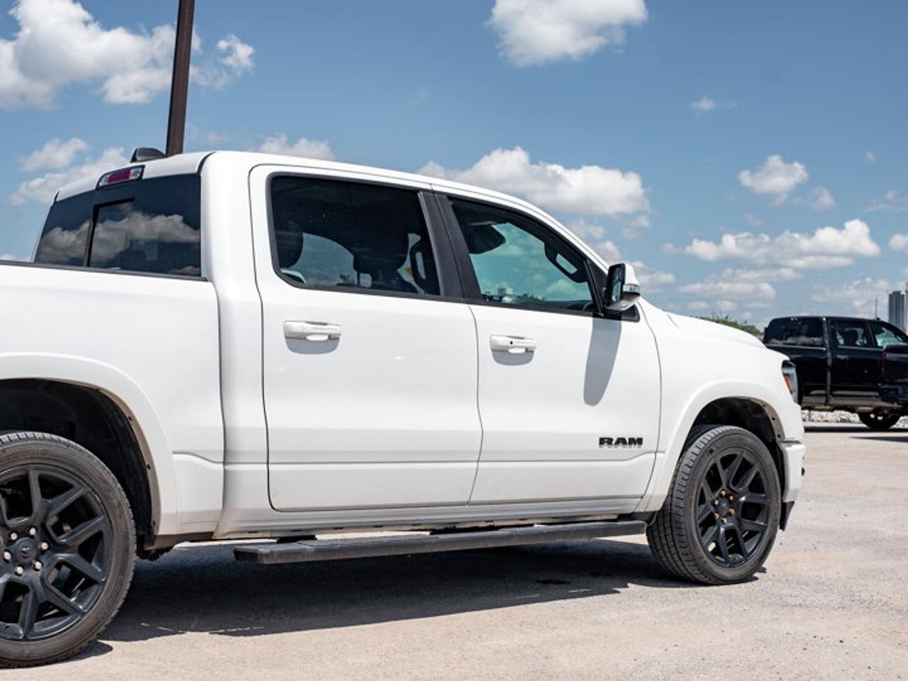 2020 RAM 1500 Laramie Photo