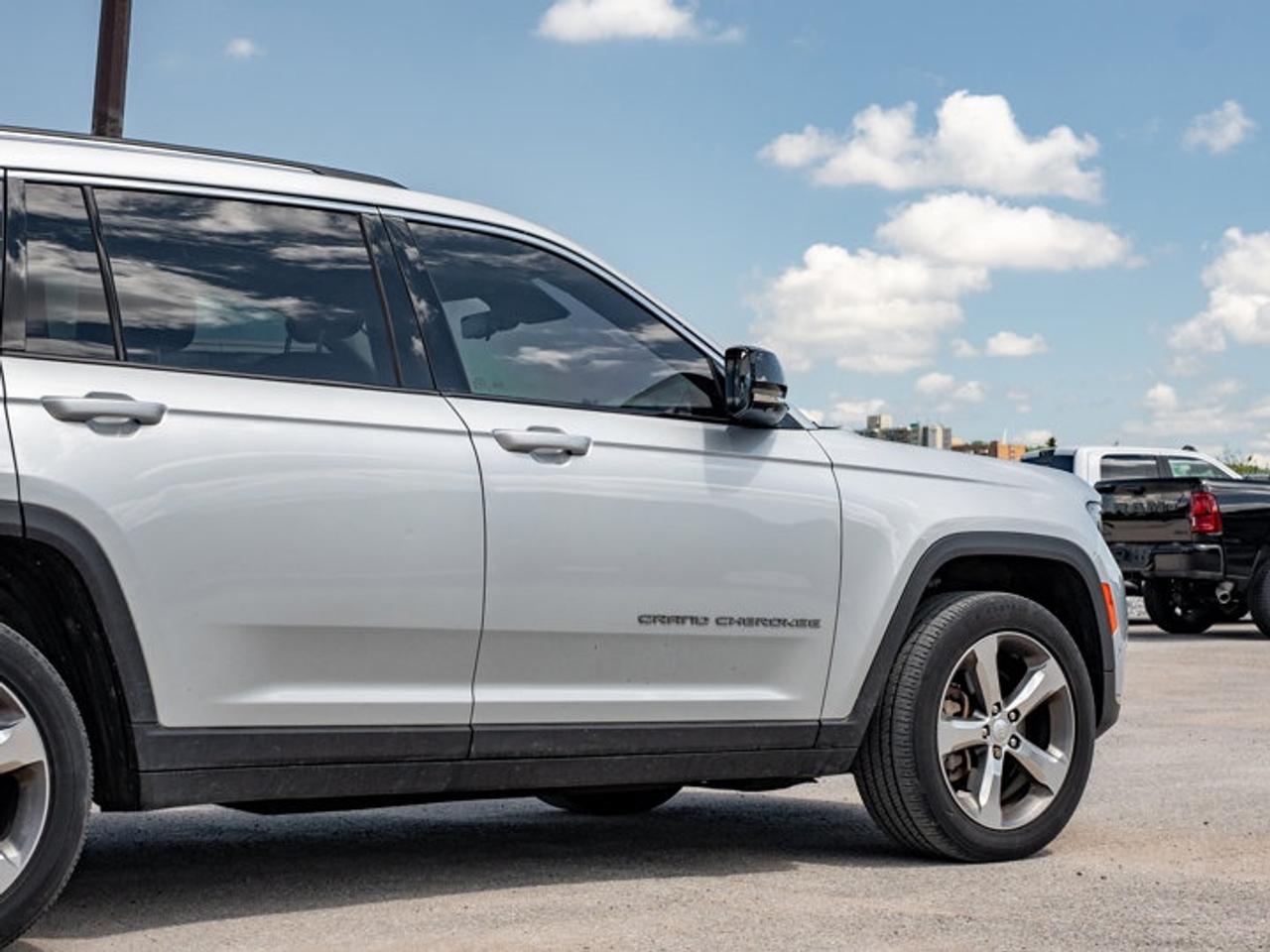 2022 Jeep Grand Cherokee L Limited Photo