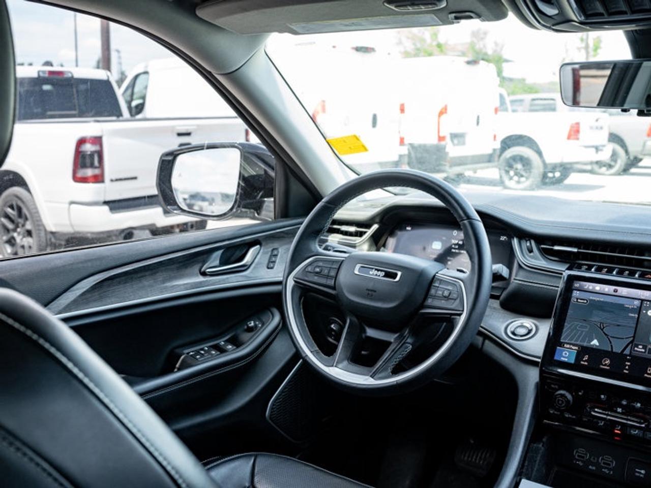 2022 Jeep Grand Cherokee L Limited Photo
