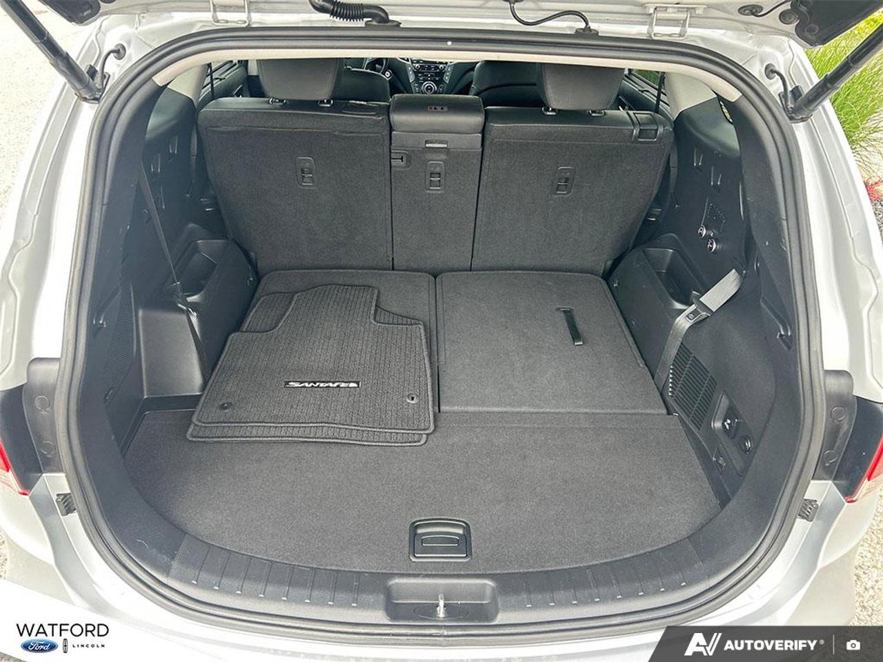 2019 Hyundai Santa Fe XL AWD ULTIMATE Photo