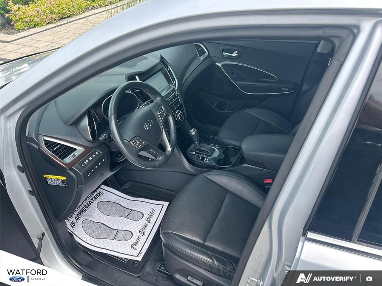 2019 Hyundai Santa Fe XL AWD ULTIMATE Photo