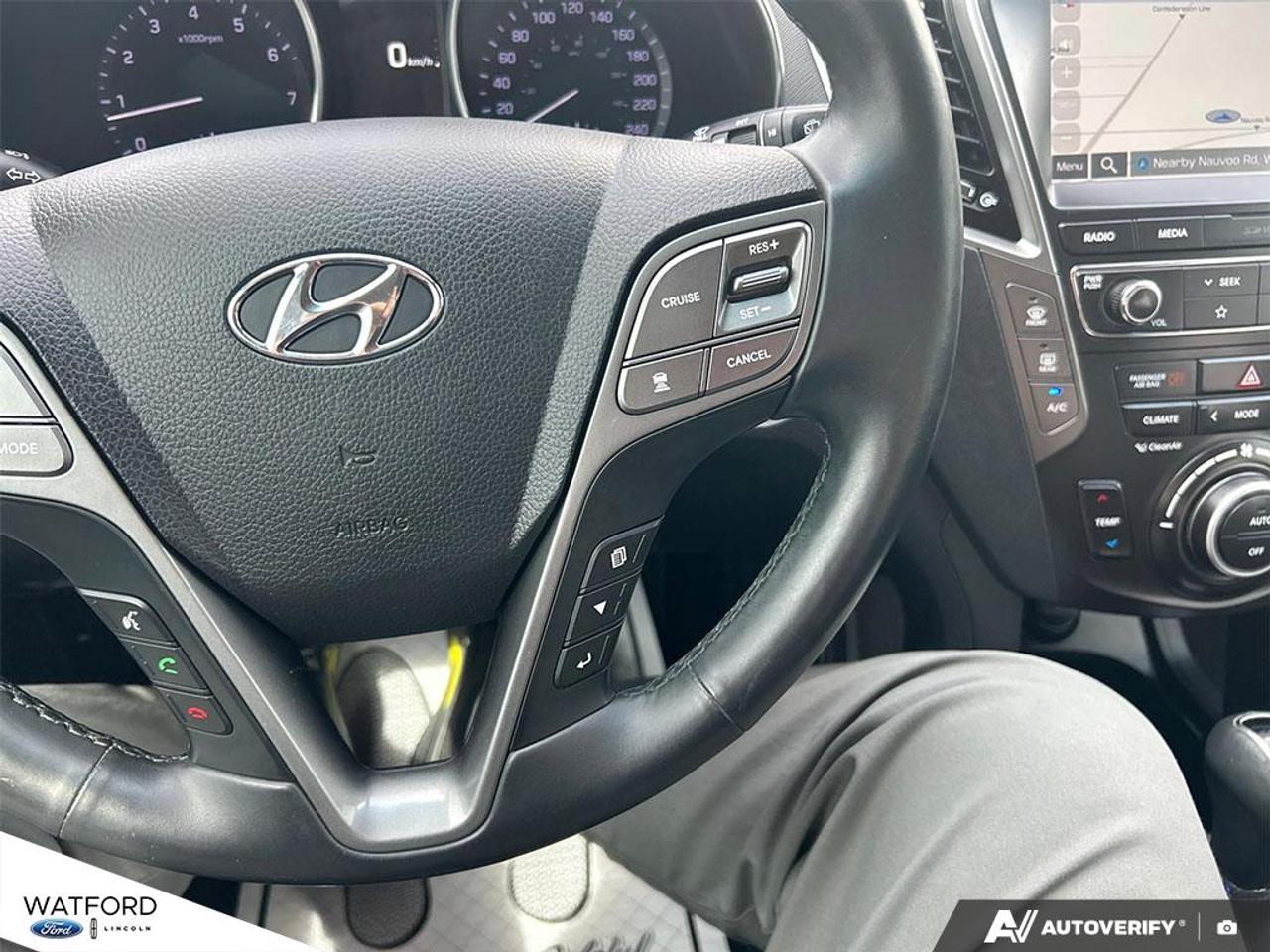 2019 Hyundai Santa Fe XL AWD ULTIMATE Photo