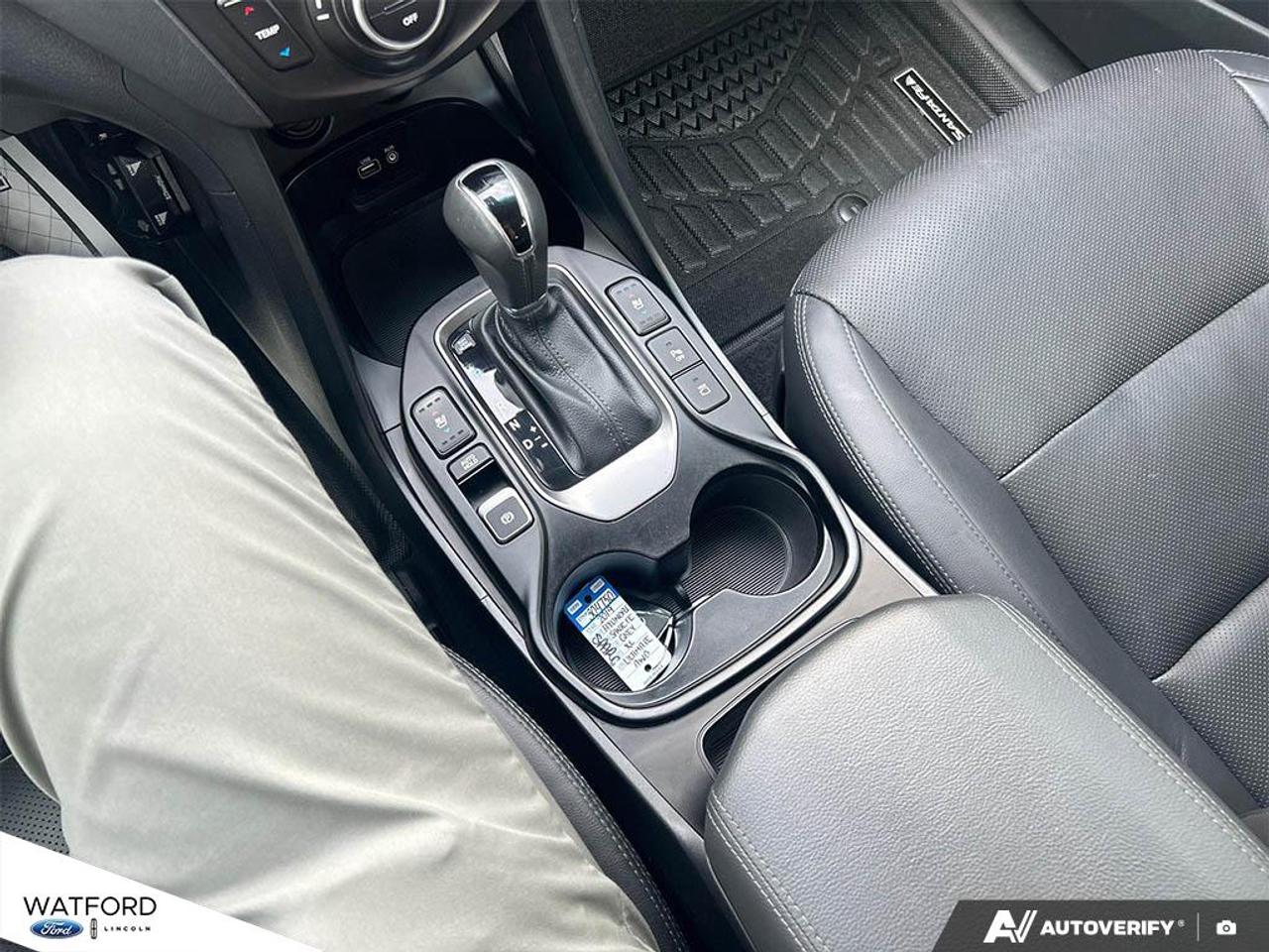 2019 Hyundai Santa Fe XL AWD ULTIMATE Photo