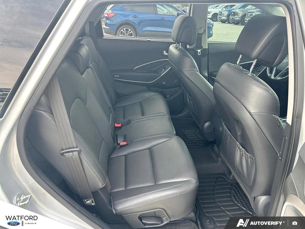 2019 Hyundai Santa Fe XL AWD ULTIMATE Photo