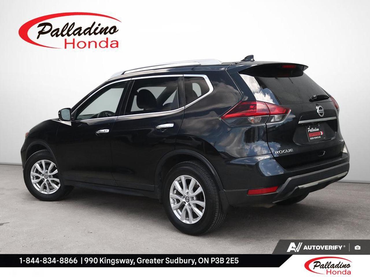 2019 Nissan Rogue SV Photo3