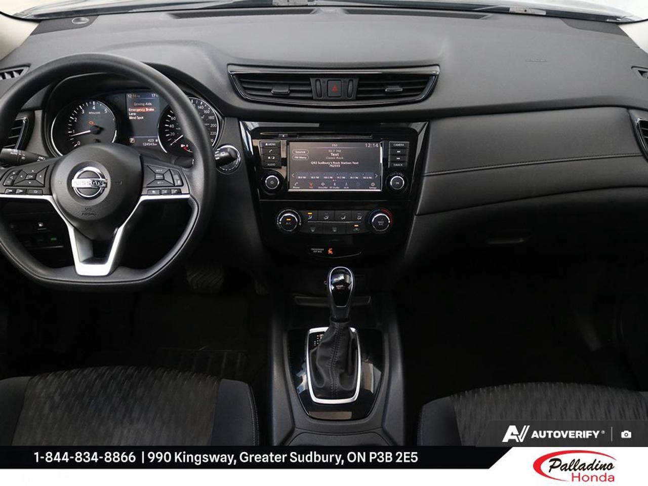 2019 Nissan Rogue SV Photo