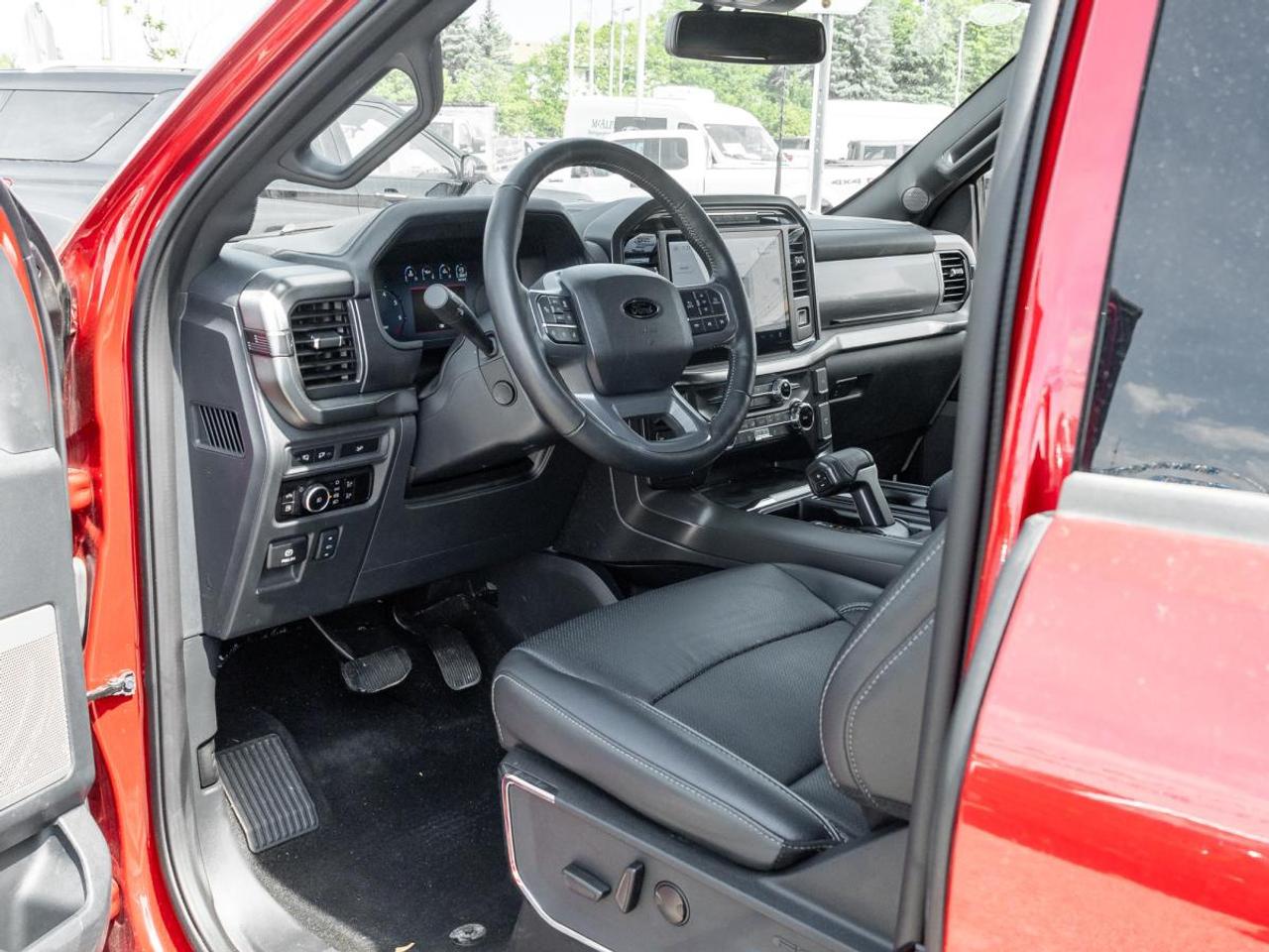 2024 Ford F-150 HYBRID LARIAT Photo