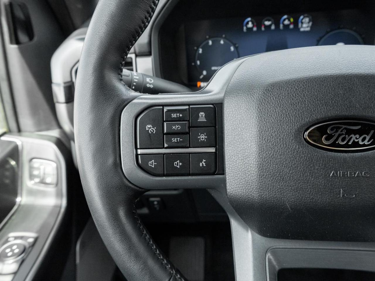 2024 Ford F-150 HYBRID LARIAT Photo