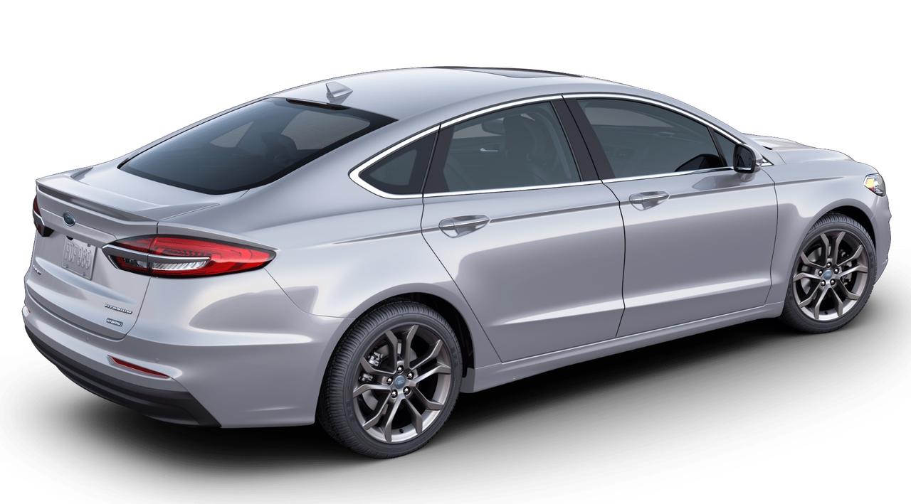 2020 Ford Fusion Titanium Photo2