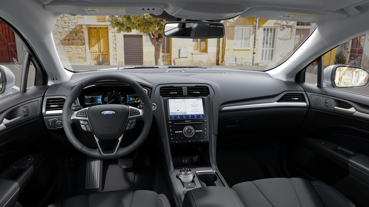 2020 Ford Fusion Titanium Photo6