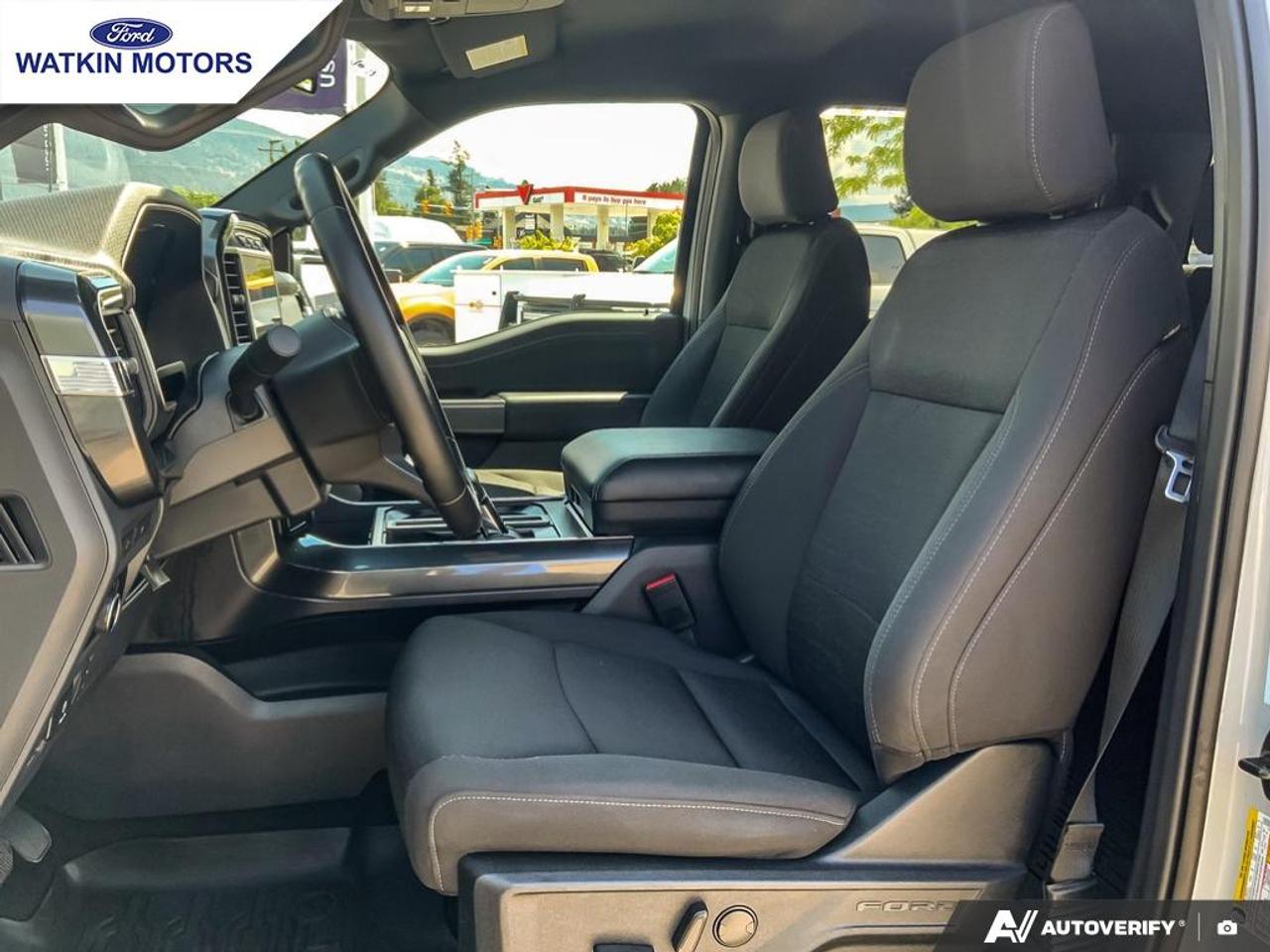 2023 Ford F-150 SUPERCREW 4X4 XLT 302A Photo22