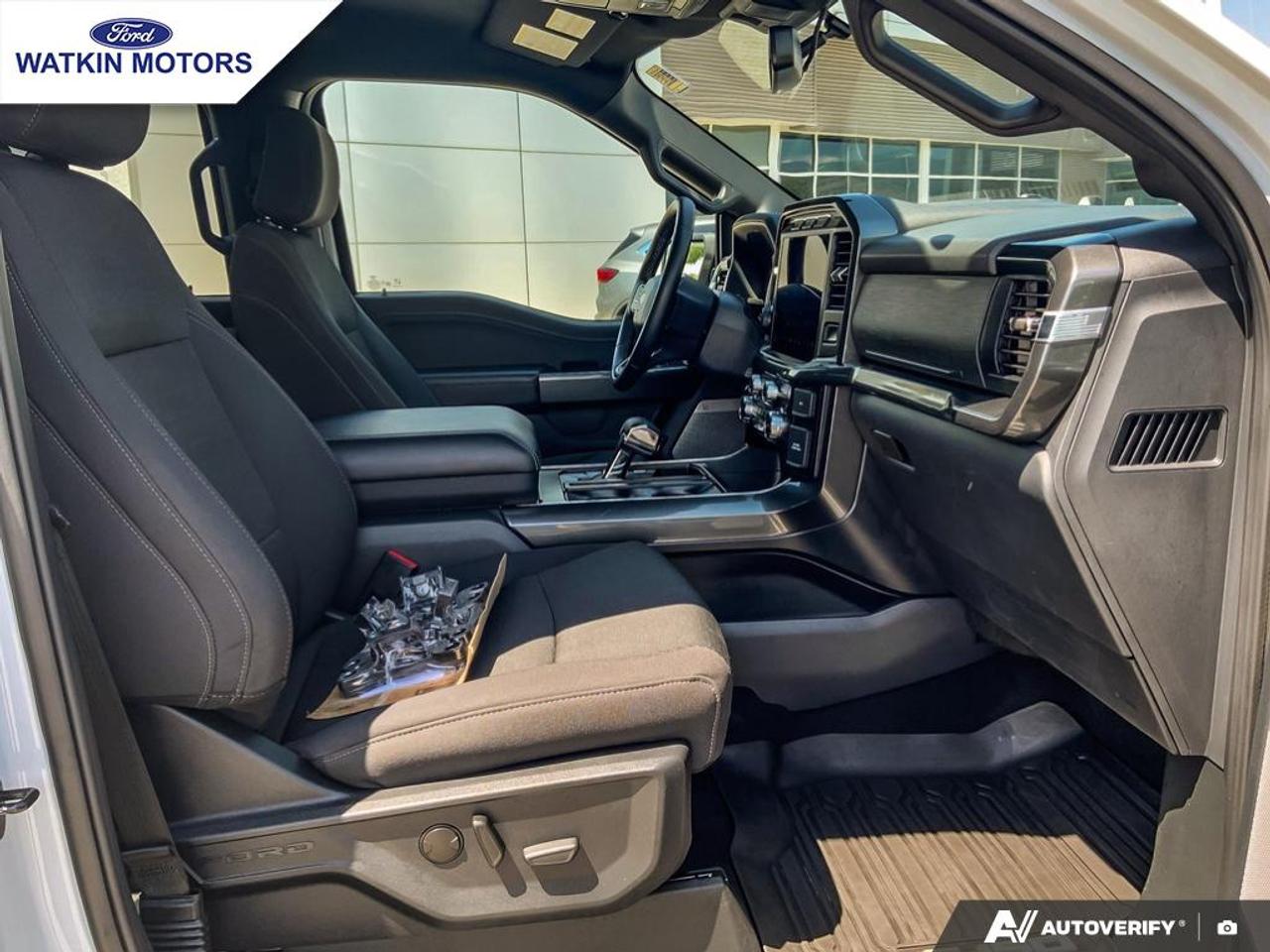 2023 Ford F-150 SUPERCREW 4X4 XLT 302A Photo24