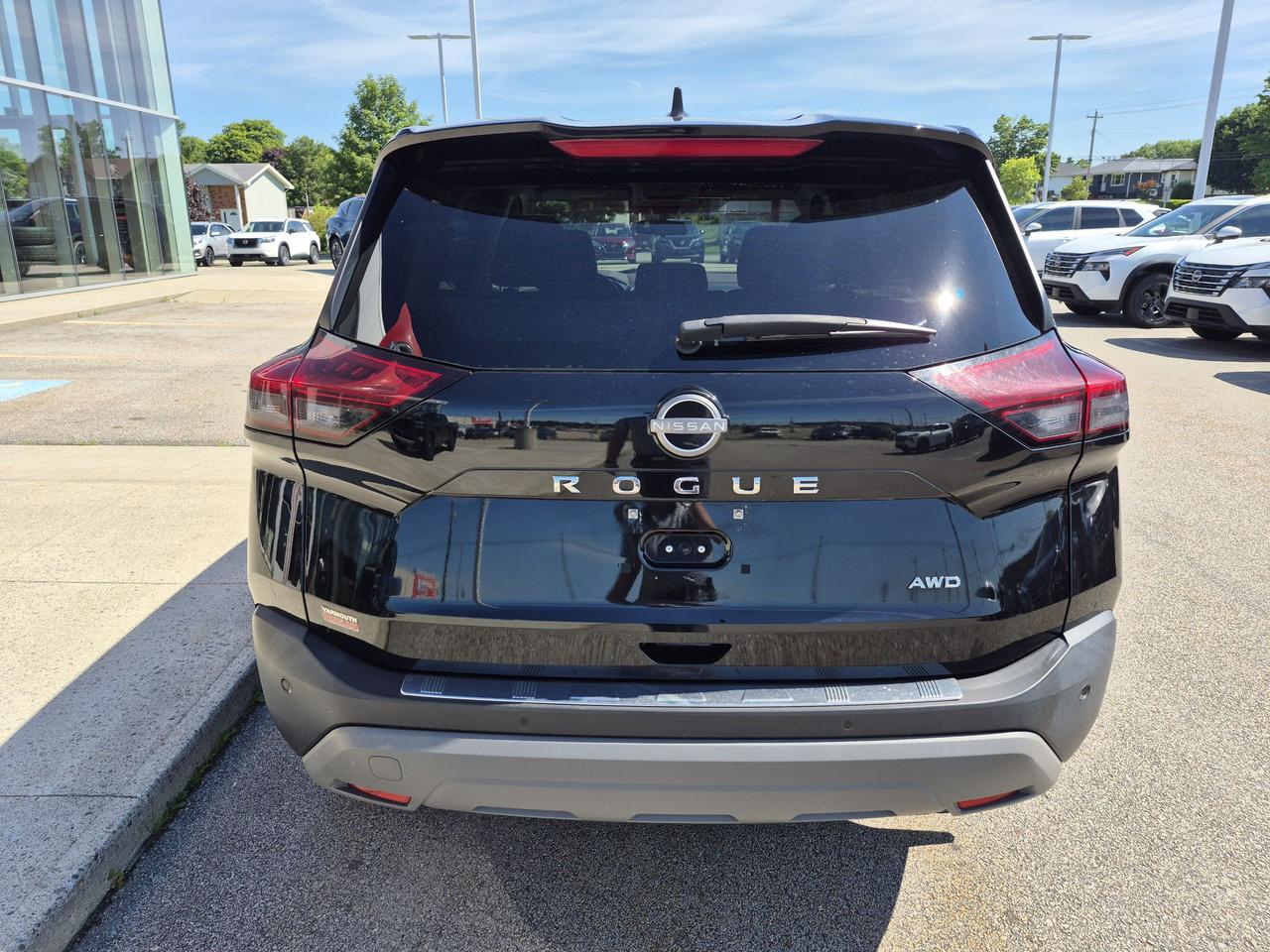 2022 Nissan Rogue S AWD Photo4