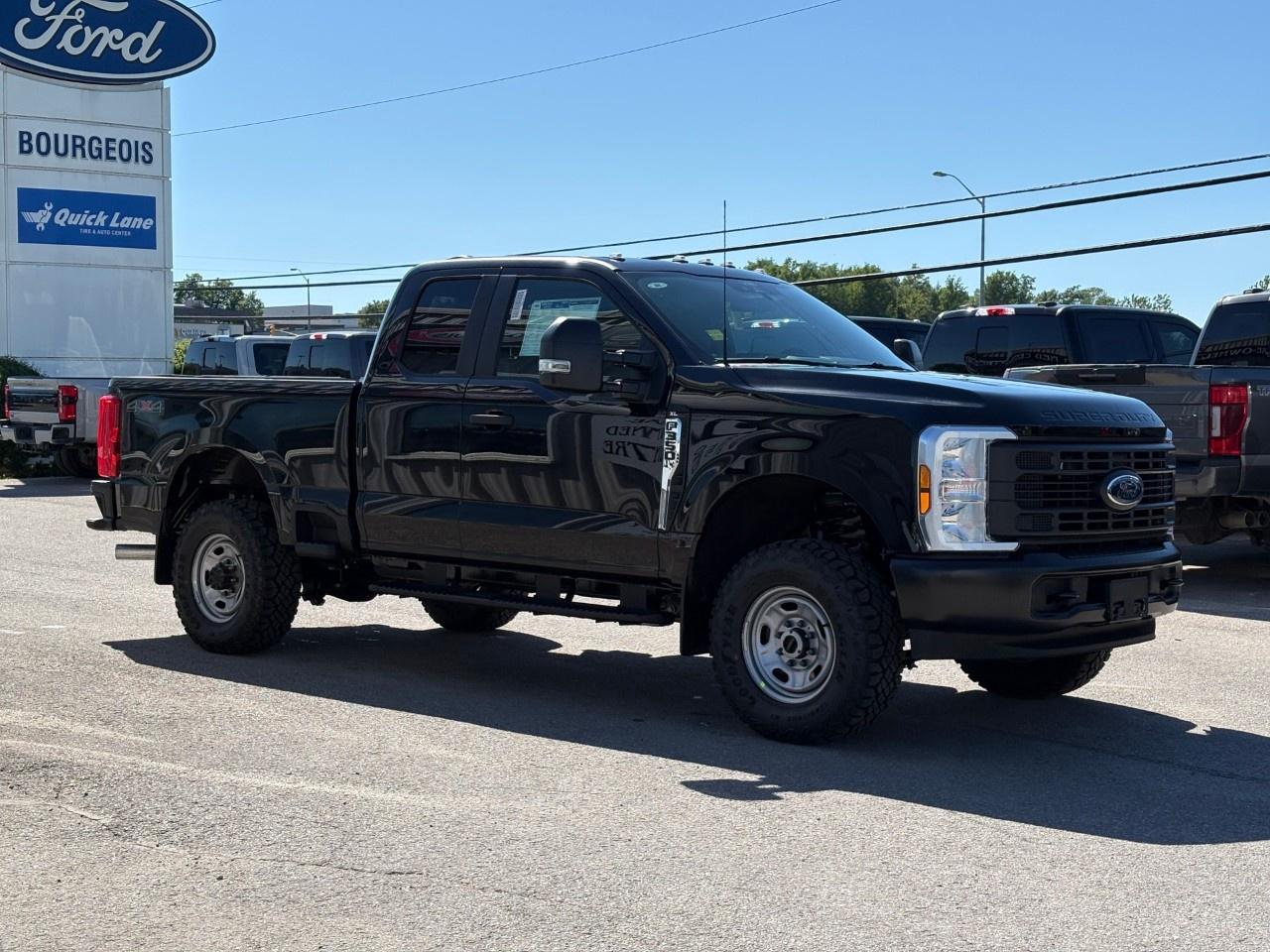 2026 Ford F-350 Super Duty SRW XL 4WD Super Cab 6.75' Box Photo4