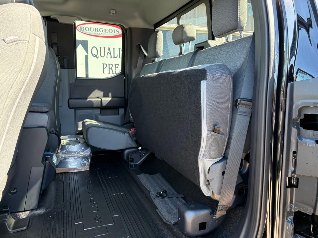2026 Ford F-350 Super Duty SRW XL 4WD Super Cab 6.75' Box Photo