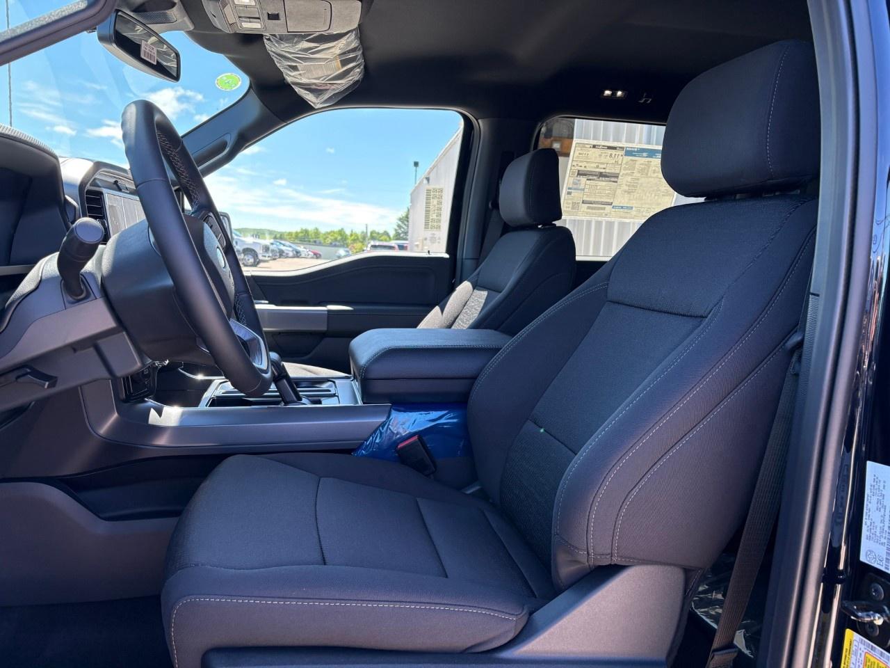 2026 Ford F-150 XLT 4WD SuperCrew 5.5' Box Photo