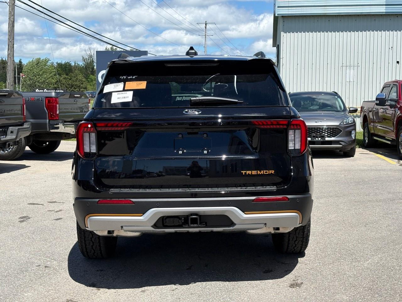 2026 Ford Explorer Tremor 4WD Photo