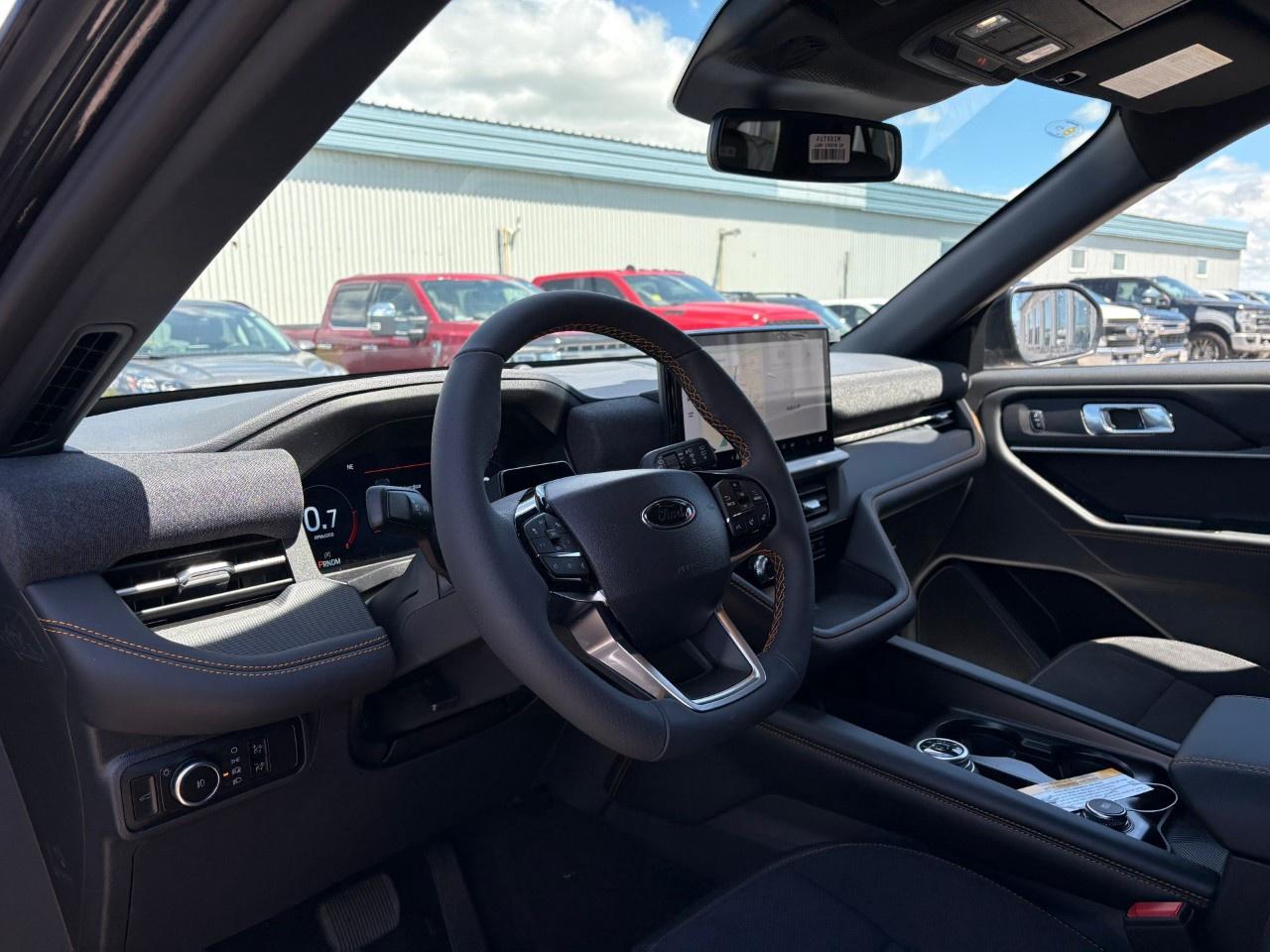 2026 Ford Explorer Tremor 4WD Photo