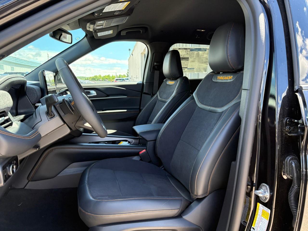 2026 Ford Explorer Tremor 4WD Photo