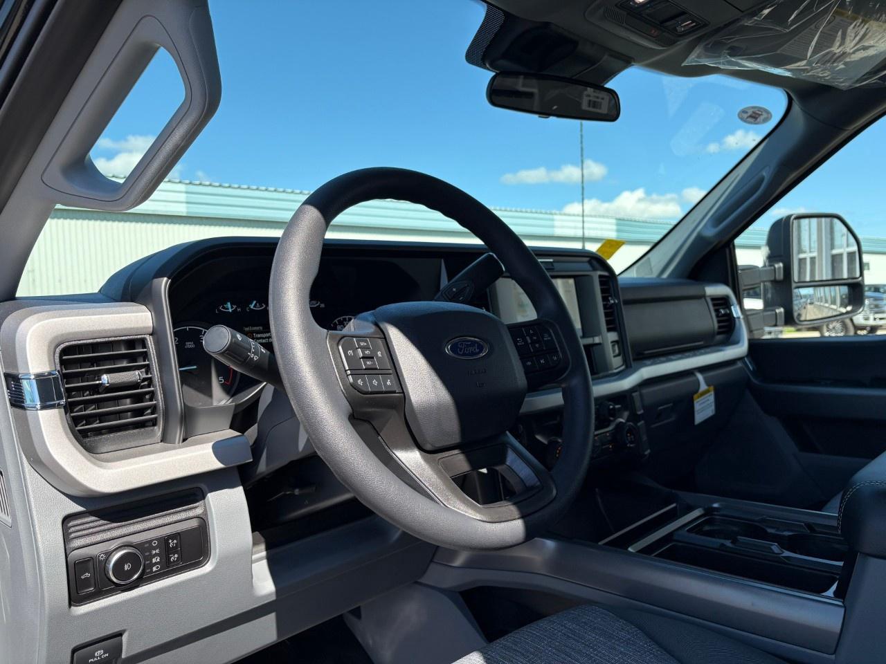 2026 Ford F-250 Super Duty SRW XLT 4WD CREW CAB 8' BOX Photo