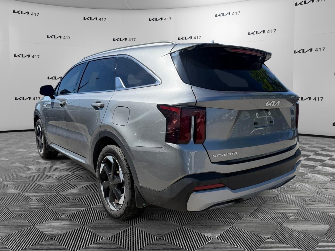 2025 Kia Sorento Plug-In Hybrid EX AWD Photo