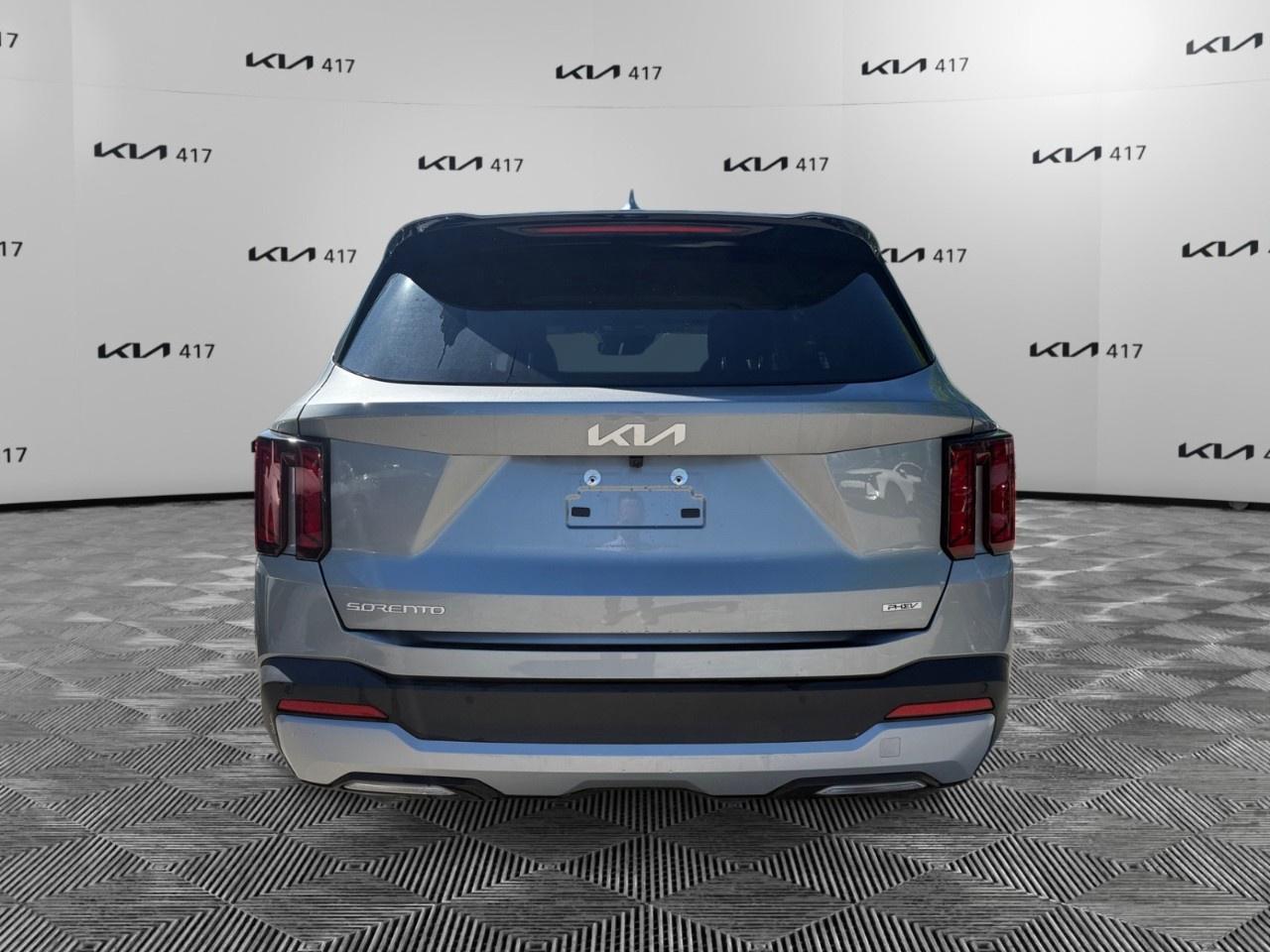 2025 Kia Sorento Plug-In Hybrid EX AWD Photo3
