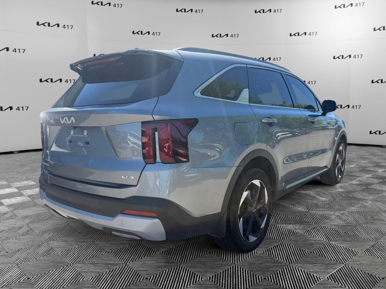2025 Kia Sorento Plug-In Hybrid EX AWD Photo