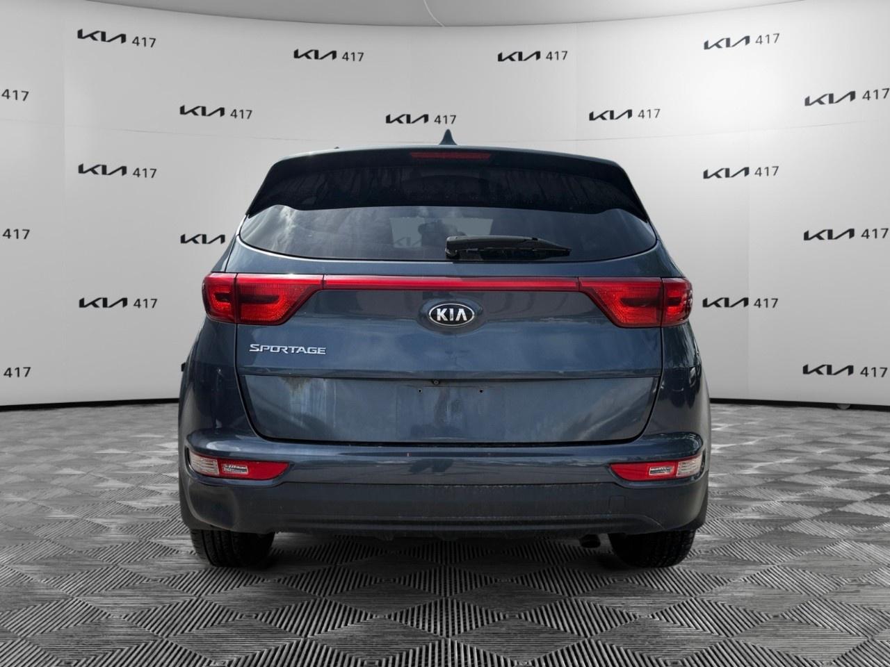 2018 Kia Sportage LX FWD Photo3