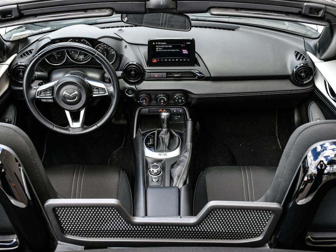 2023 Mazda Miata MX-5  Photo