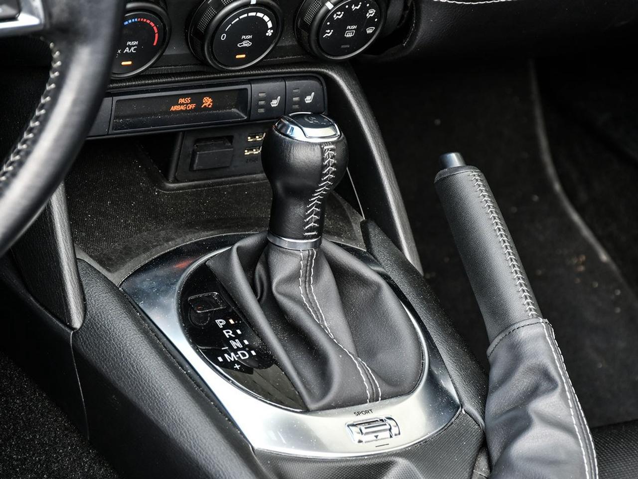 2023 Mazda Miata MX-5  Photo
