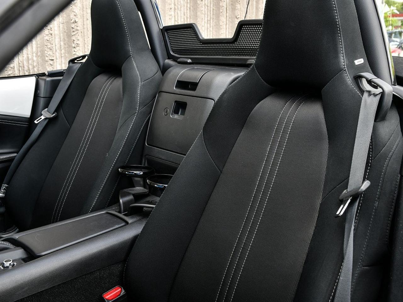 2023 Mazda Miata MX-5  Photo