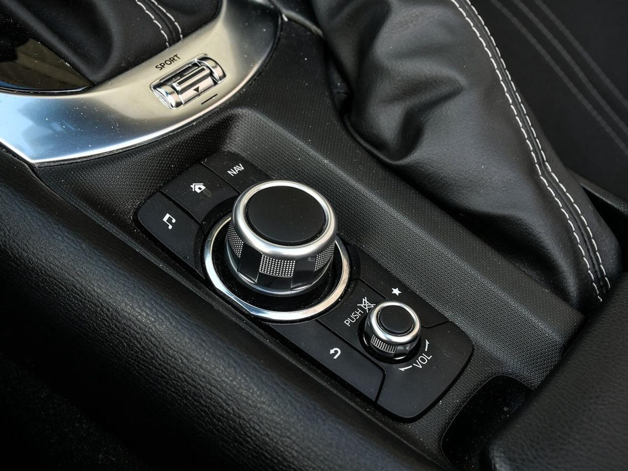 2023 Mazda Miata MX-5  Photo