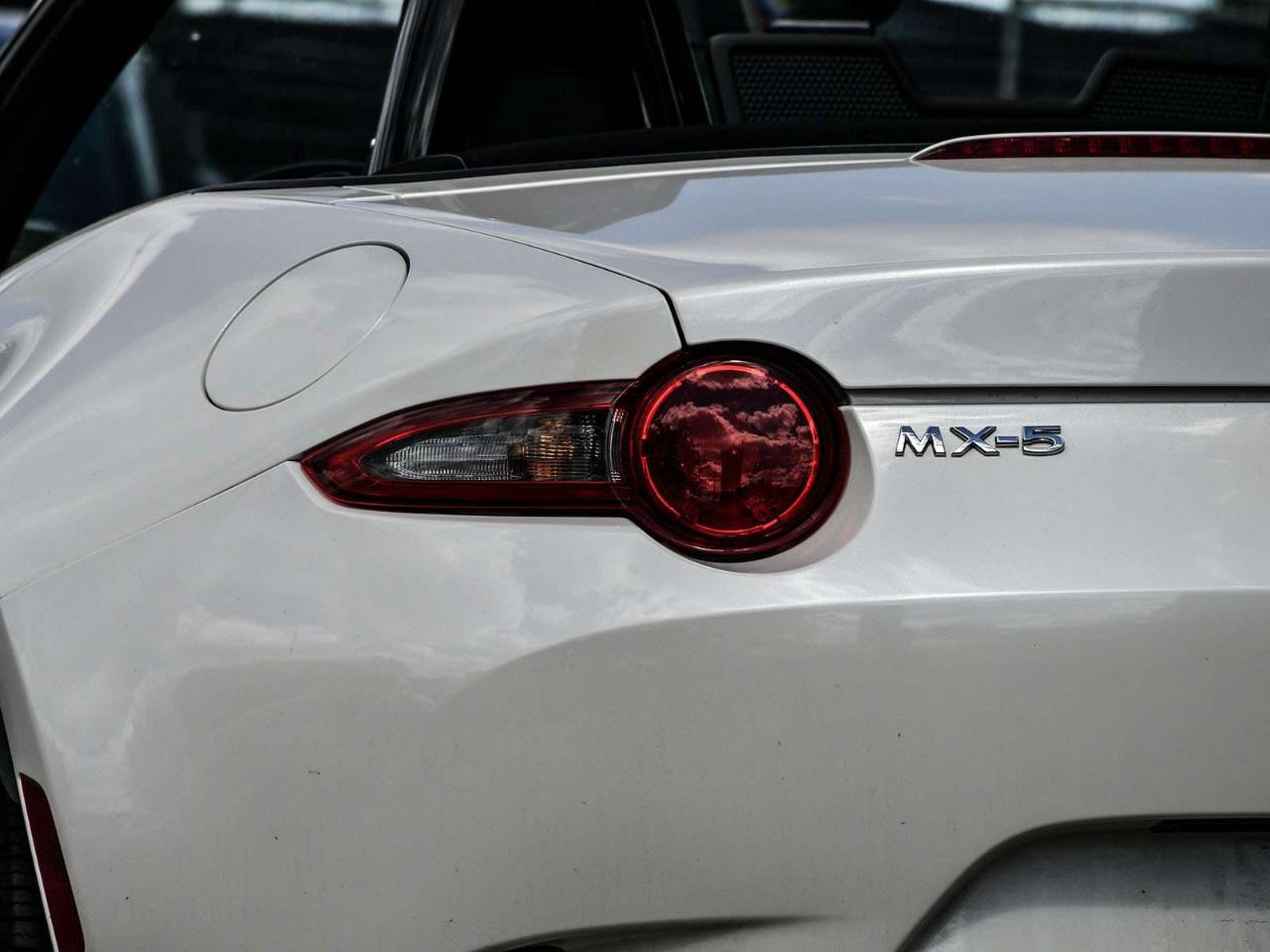 2023 Mazda Miata MX-5  Photo