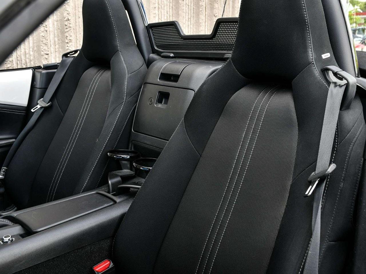 2023 Mazda Miata MX-5  Photo