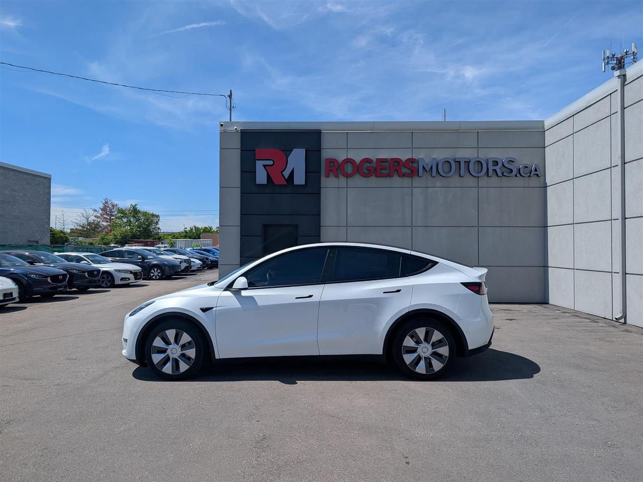 2022 Tesla Model Y LONG RANGE AWD - DUAL MOTOR Photo