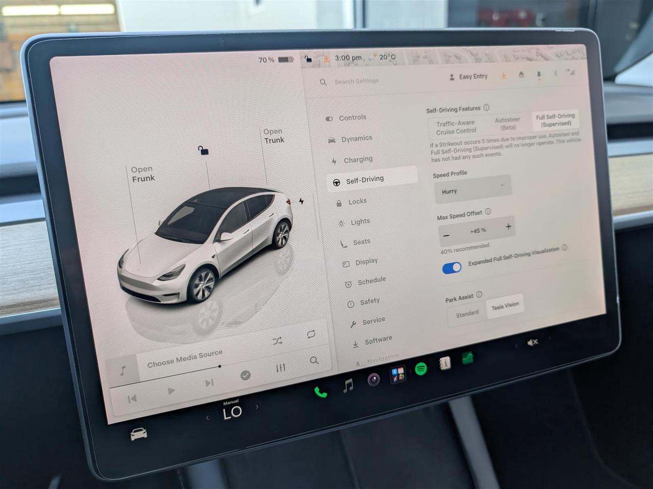 2022 Tesla Model Y LONG RANGE AWD - DUAL MOTOR Photo