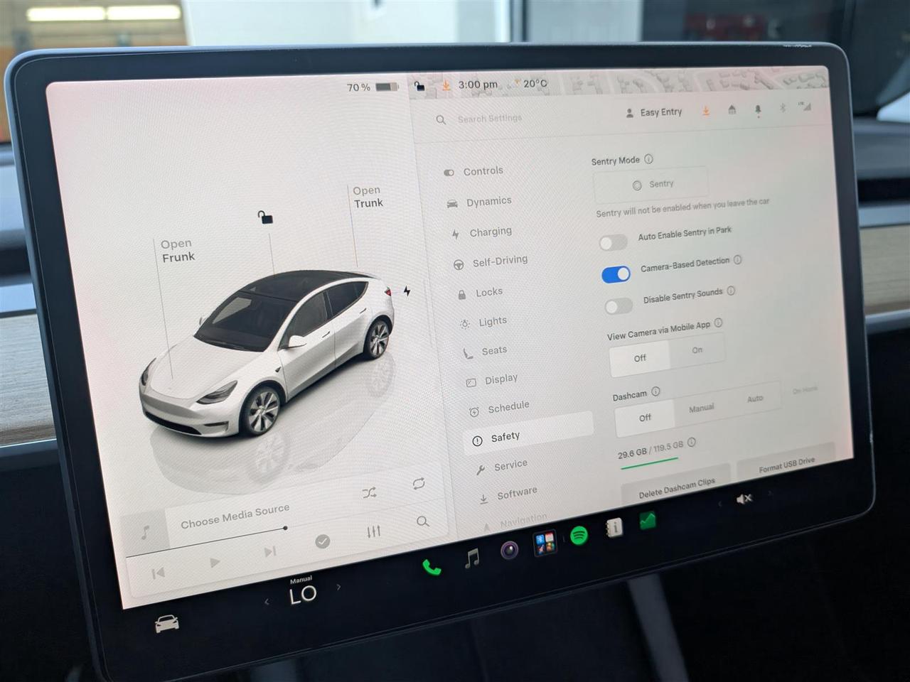 2022 Tesla Model Y LONG RANGE AWD - DUAL MOTOR Photo
