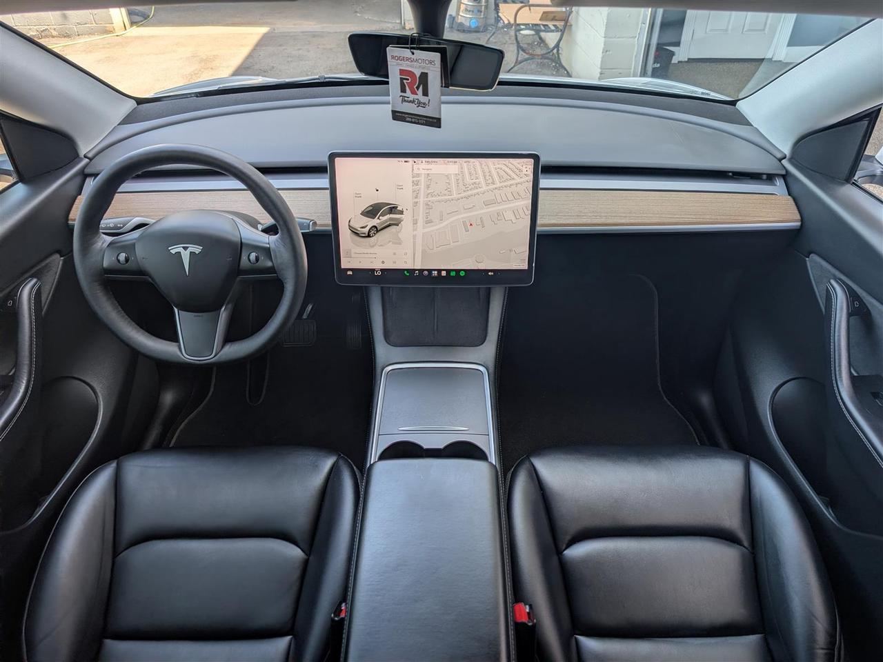 2022 Tesla Model Y LONG RANGE AWD - DUAL MOTOR Photo