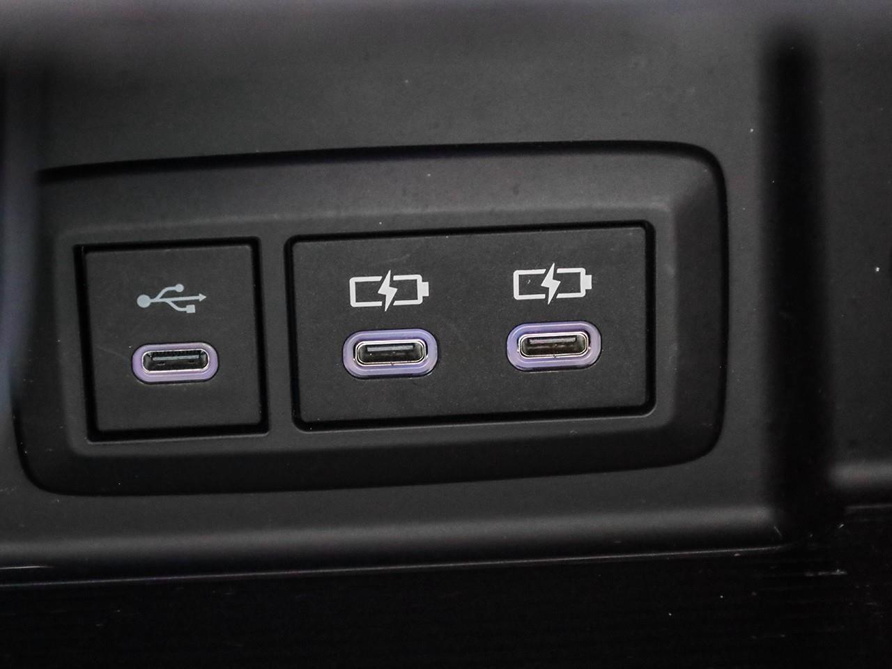 2024 Toyota Venza LE HEATED SEATS-NO ACCIDENTS-LANE ASSIST- Photo