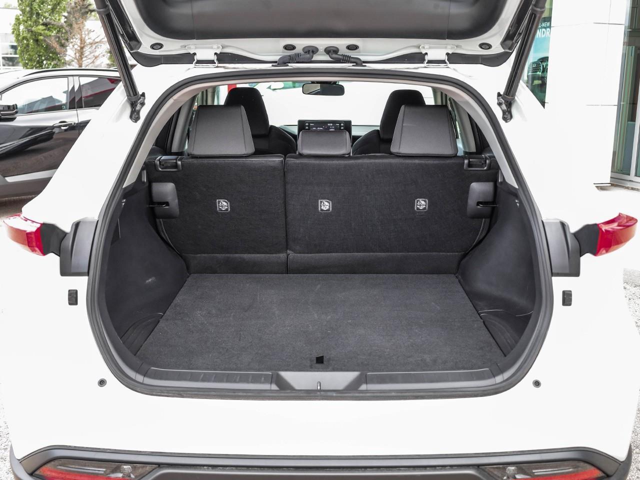 2022 Toyota Venza LE CLOTH HEATED SEATS-NO ACCIDENTS-LANE KEEP ASSIST- Photo