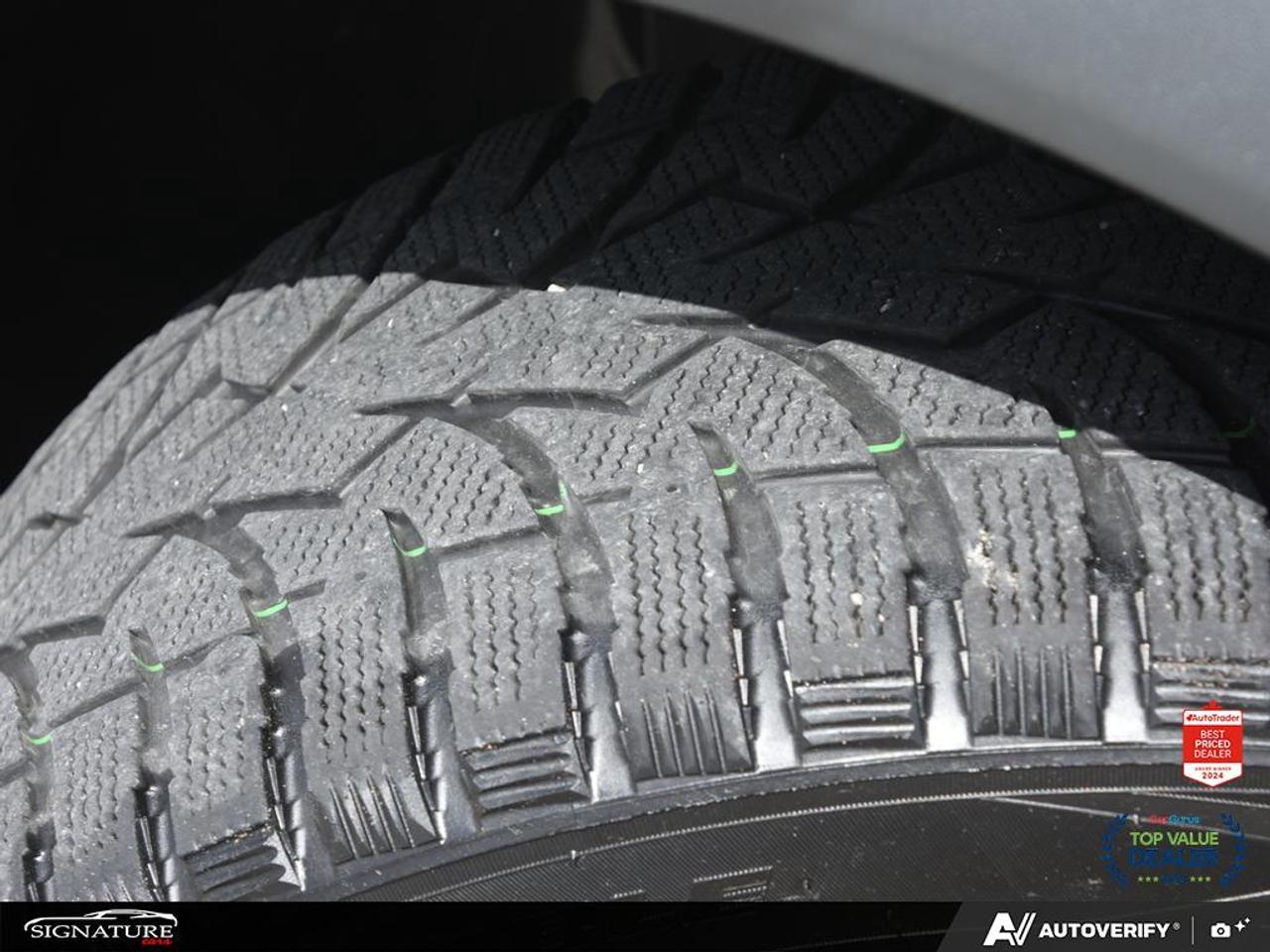 2023 Volkswagen Tiguan Comfortline R Line Black No Accident Photo